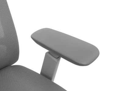 Fotel Ergonomiczny Biurowy ERGONAUT ODYSSEY Szary - zbliżenie z góry na lewy podłokietnik i siatkę.