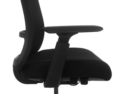 Fotel Ergonomiczny Biurowy ERGONAUT AERO Czarny - zbliżenie z boku na siedzisko, podłokietnik i dźwignie.