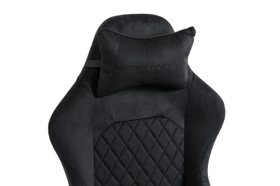 Fotel Gamingowy Delagear G 404 Czarny Velvet (3).jpgFotel Gamingowy Delagear G 404 Czarny Velvet - zbliżenie na poduszkę karkową i pikowany panel oparcia.